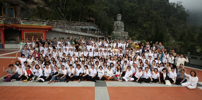 Participants who camped in Genting Highlands on 18-2- March to discover how to “live in accordance with Dhamma” at Nalanda’s Dhamma-Living Camp 2016.