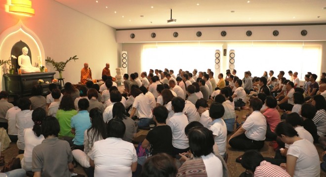 Ven. Dhammavuddho teaching on Uposatha Day.