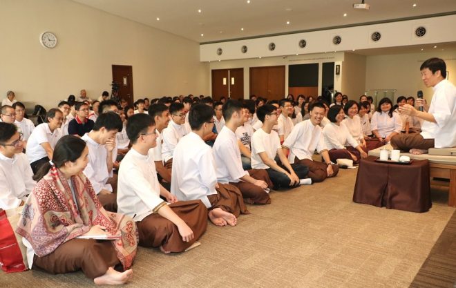 Bro. Tan giving a profound Dhamma teaching.