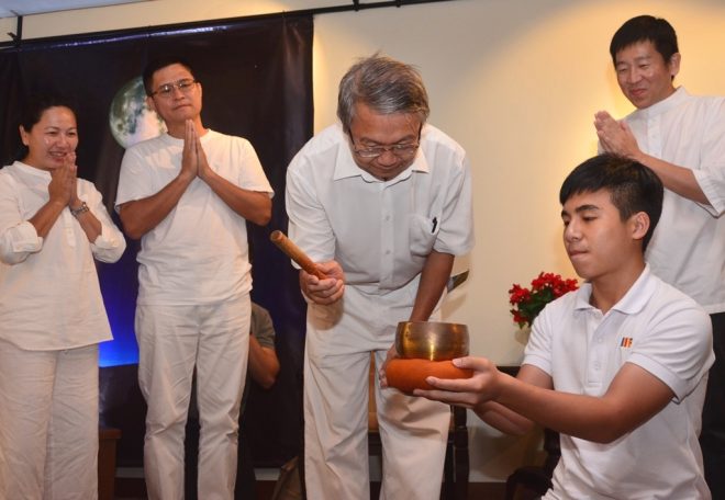 Special guests were given the honour of striking the gong to open the exhibition.